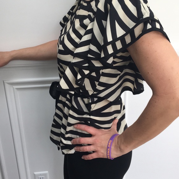 Top - Picture 3 of 3